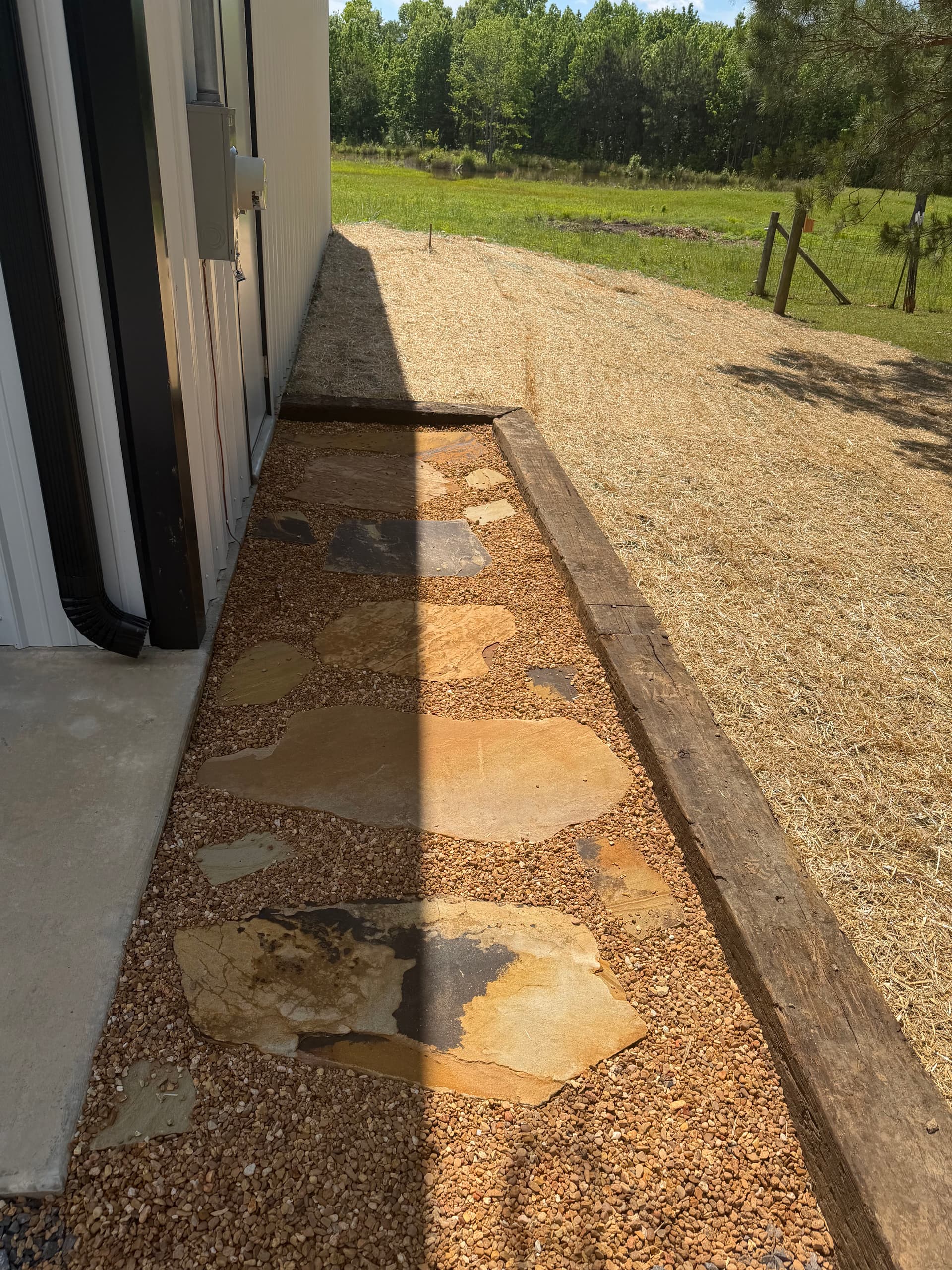 Gallery photos for Flagstone Fire Pit Area and Walkway Built for Real Outdoor Living: Image #2