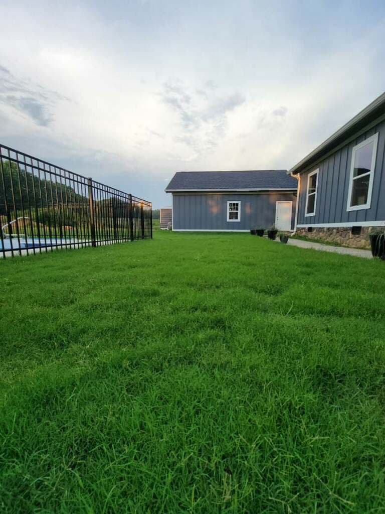 Gallery photos for Comprehensive Landscape Transformation: Image #1