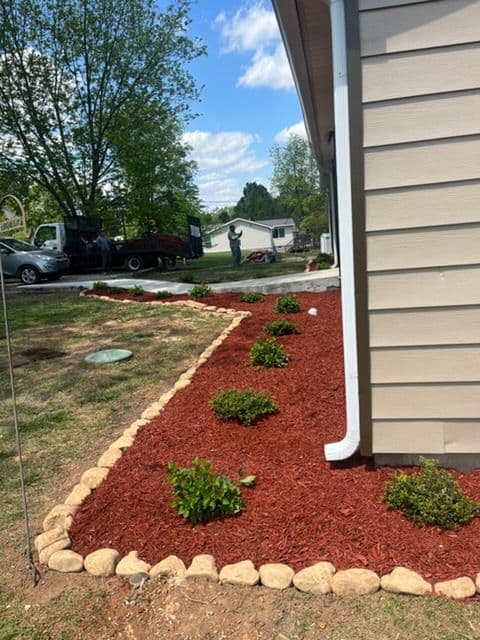 Gallery photos for Beautiful Yard Makeovers with Expert Landscaping: Image #2